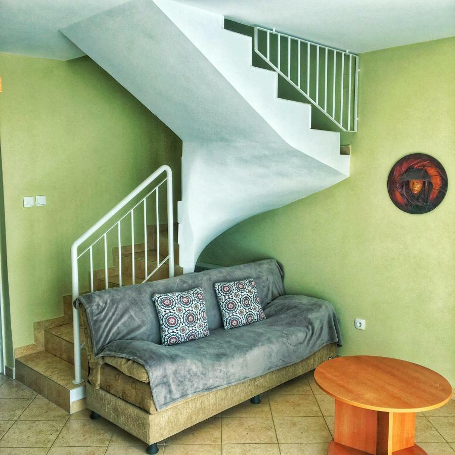Iris Vendeghaz Appartement Hajdúszoboszló Buitenkant foto