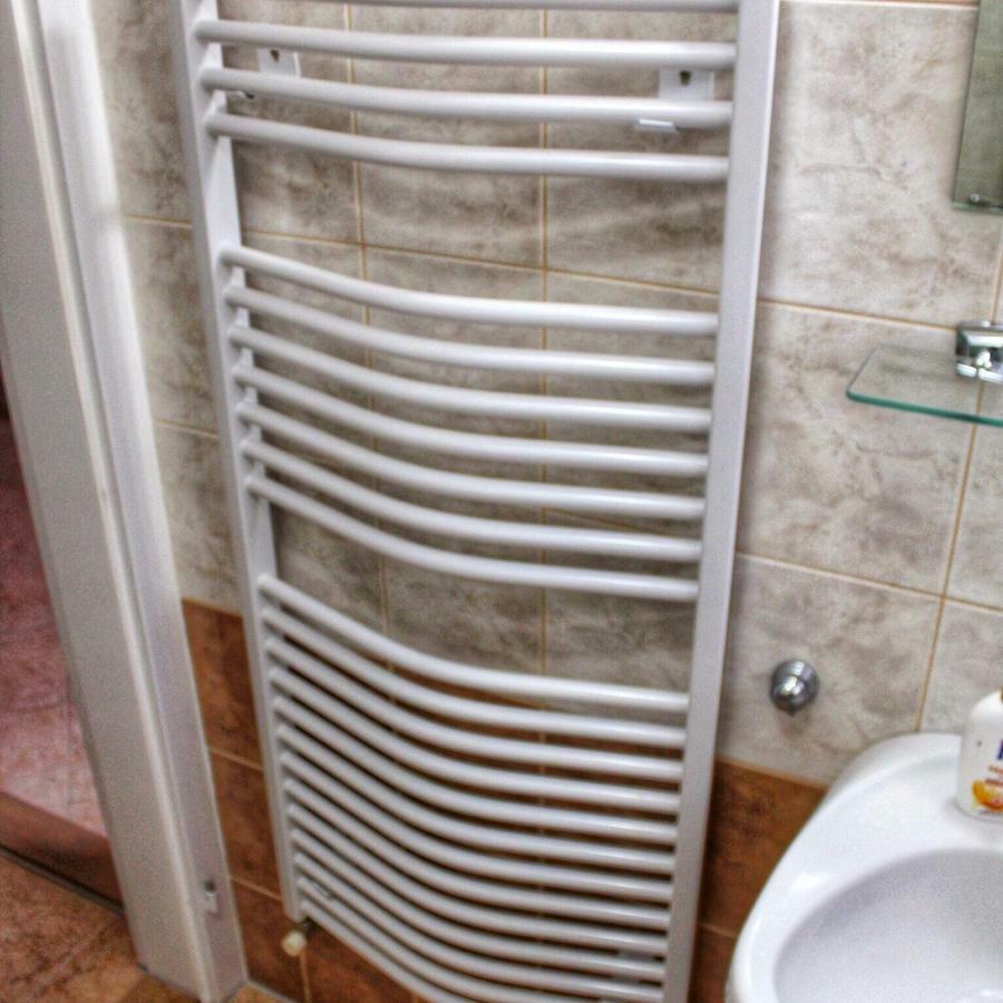 Iris Vendeghaz Appartement Hajdúszoboszló Buitenkant foto