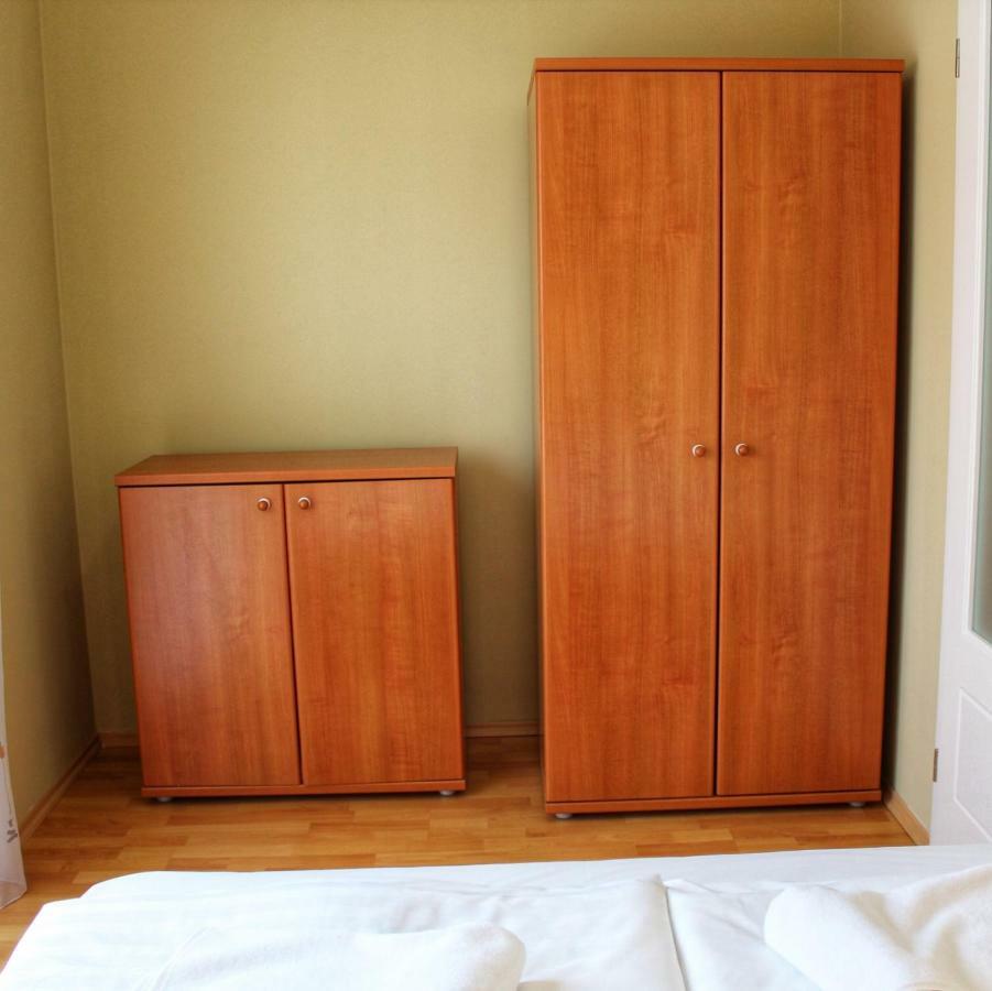 Iris Vendeghaz Appartement Hajdúszoboszló Buitenkant foto